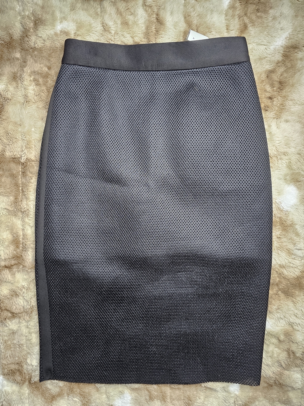 cameo Black Textured Pencil Skirt